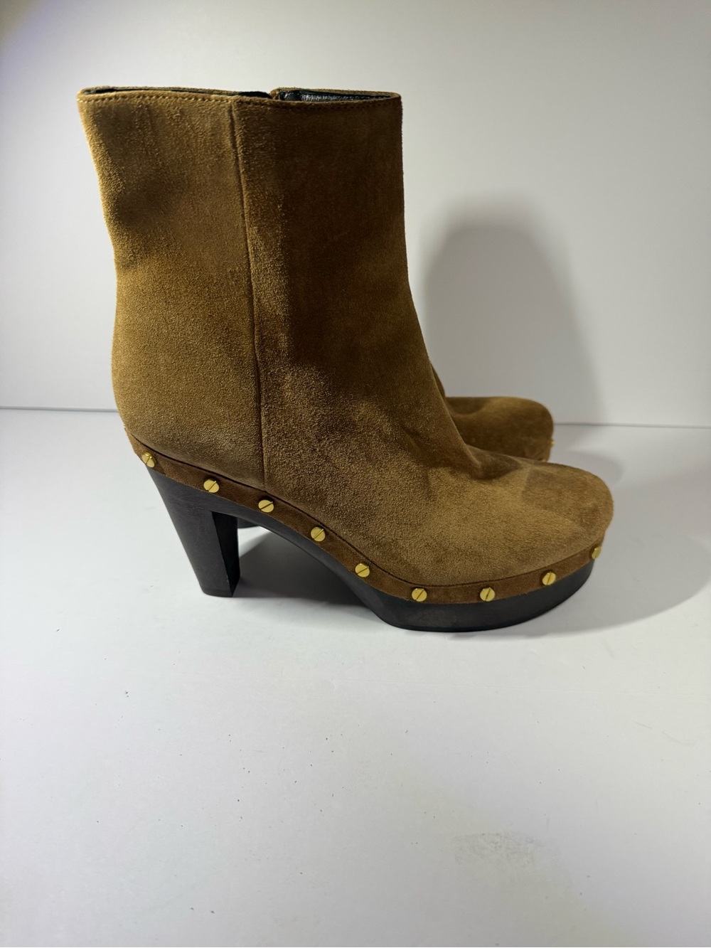 Veronica beard Women’s Suede Ankle Boots in Brown size 7.5